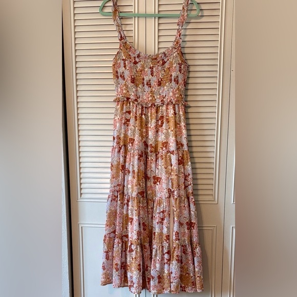 Astr Floral Print Maxi Smocked Dress in Pink and Brown Size M - Picture 4 of 12